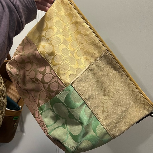 Colorful Coach Patchwork - Picture 3 of 5